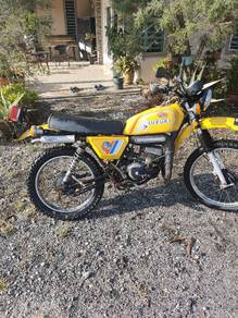 Suzuki TS250