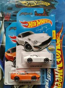 Hotwheels Custom Datsun 240Z White Orange Set