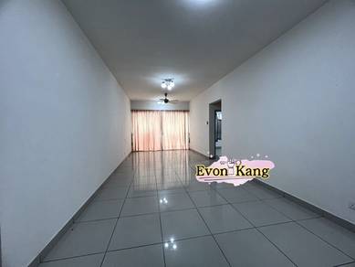 Condominium For Sale in Gardens Ville