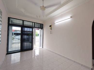 1-storey Terraced House For Sale in Simpang Ampat,PNG