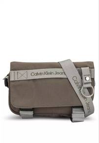 ULTRALIGHT FLAP CAMERA BAG Unisex