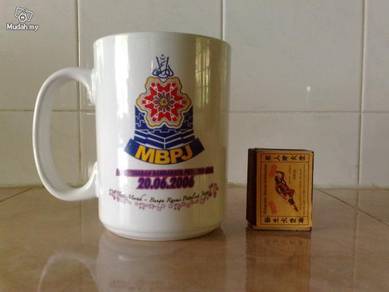 Cawan bersejarah MBPJ historical mug cup