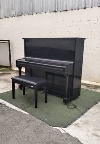 YE22B VICTOR Zen-On Upright Piano Model VZ-18