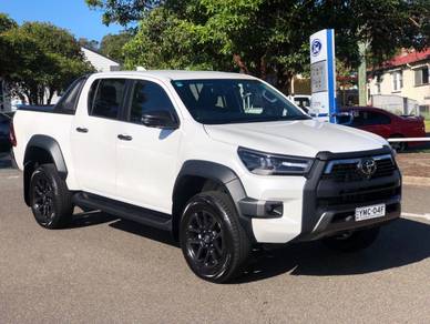 2025 Toyota Hilux ROGUE