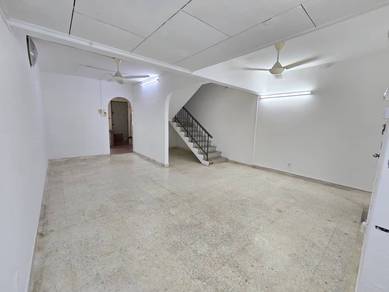 3-storey Terraced House For Sale in Ampang,SGR