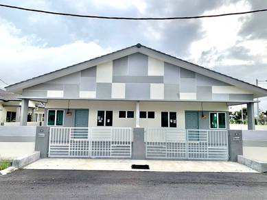 Semi-Detached House For Sale in Sitiawan,PRK