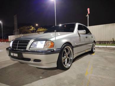 Mercedes Benz C200 200 ELEGANCE (CKD) in Johor Bahru, JHR