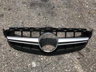 Mercedes W205 Grill W205 C63 AMG Front Grille