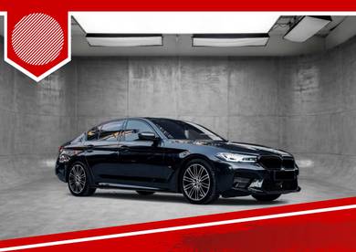 BMW 530e 30e M SPORT in Others, KUL