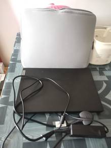 laptop LENOVO