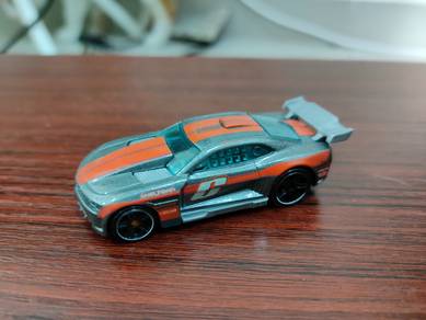 Hotwheels 2011 Custom Camaro