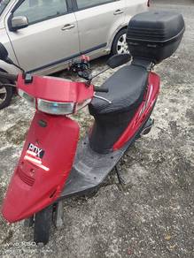 Suzuki V100