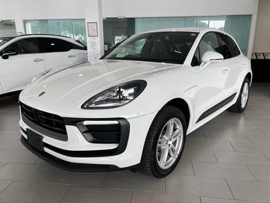 Porsche Macan  in Petaling Jaya, SGR