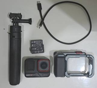 Insta 360 Ace Pro 2 action cam