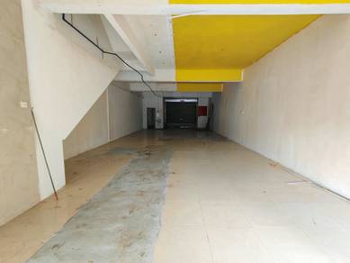 Shop lot For Rent in Seri Kembangan,SGR