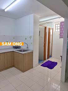 Condominium For Sale in Green Garden