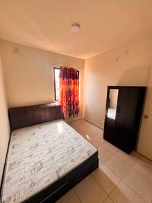 Condominium For Rent in Residensi Max