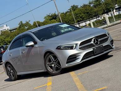 Mercedes Benz A250 250 AMG LINE in Petaling Jaya, SGR