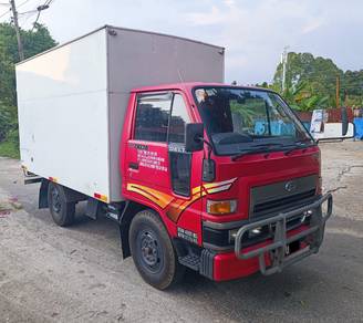 2010 Daihatsu Delta v58 box lori layak dpt subsidi