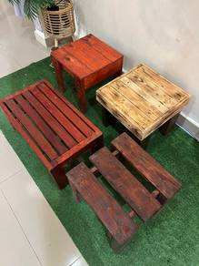 kerusi kayu