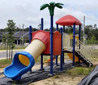 Playground BESAR Untuk Dijual dan Dilepaskan.