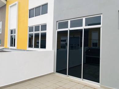 Townhouse For Sale in Durian Tunggal,MLK