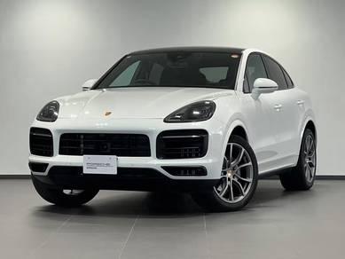 Porsche Cayenne in Jalan Kuching, KUL