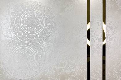 Deco wall with special design outlook