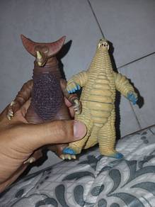 kaiju gomora dan red king