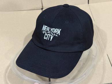 MU5520	Topi Cap GU x Undercover