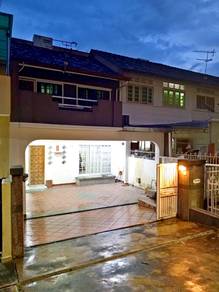 2-storey Terraced House For Sale in Tanjung Bungah,PNG
