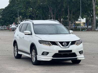 Nissan X-Trail in Tampoi, JHR