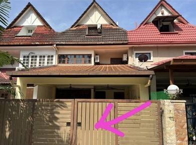 Terraced House For Sale in Ampang,KUL