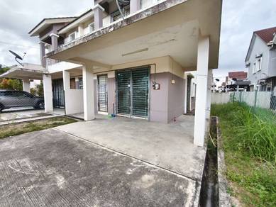 Semi-Detached House For Sale in Puncak Alam,SGR