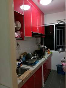 Condominium For Sale in University Utama Condominium