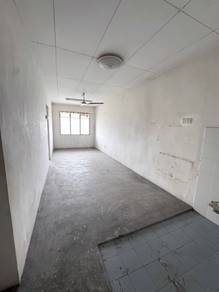 Flat For Sale in Taman Ehsan Jaya