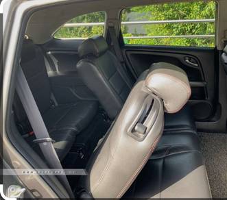 Honda Stream RN5 Seater