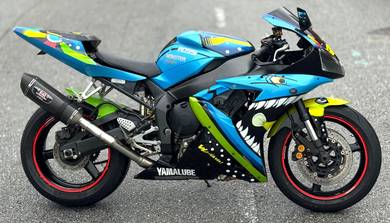 Yamaha YZF-R1