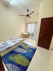 Room in Kulai, JHR
