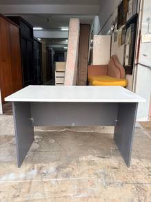 office / study table 4ft