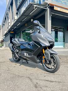 Yamaha TMAX
