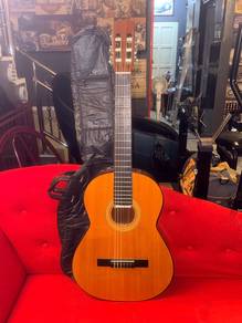 Admira Paloma Classic Guitar