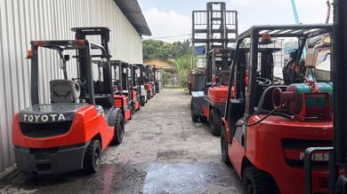 Toyota Forklift (Petrol.Diesel.Gas)
