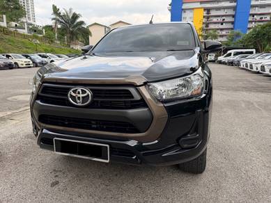 Toyota Hilux E in Bangsar, KUL