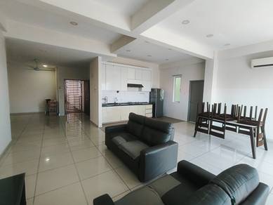 Condominium For Rent in Delima Emas Condominium
