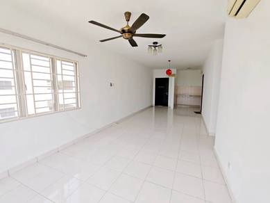 Apartment For Sale in Alam Idaman
