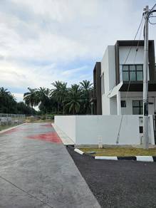 2-storey Terraced House For Sale in Lunas,KDH