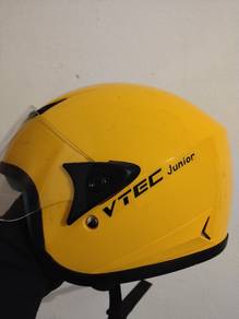 helmet budak