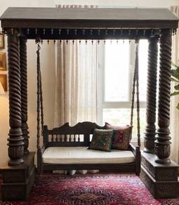 antik Jhoola Swing