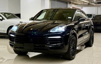 2021 Porsche Cayenne COUPE BASE